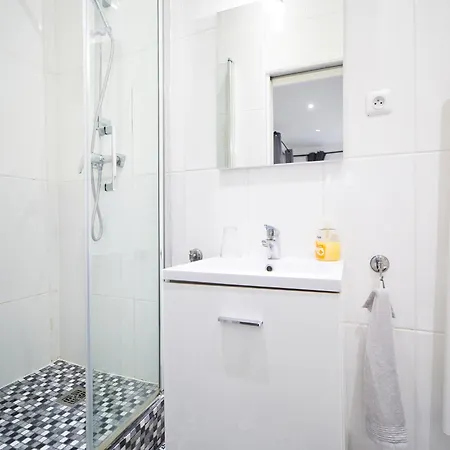 Lovely Parisian アパート